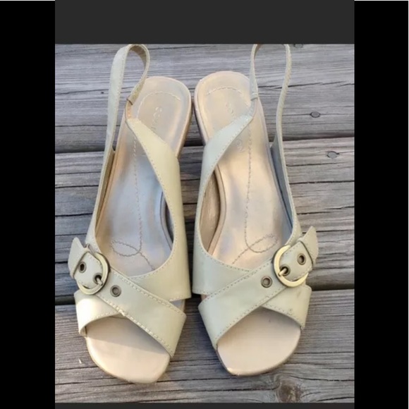 Covington | Shoes | Covington Taupe Kitten Heels | Poshmark